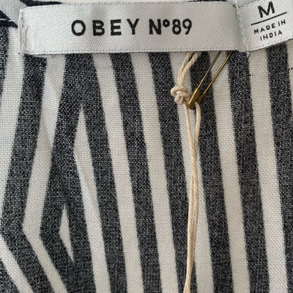 Obey No 89 Black & White Striped Dress Sz M - Picture 8 of 9